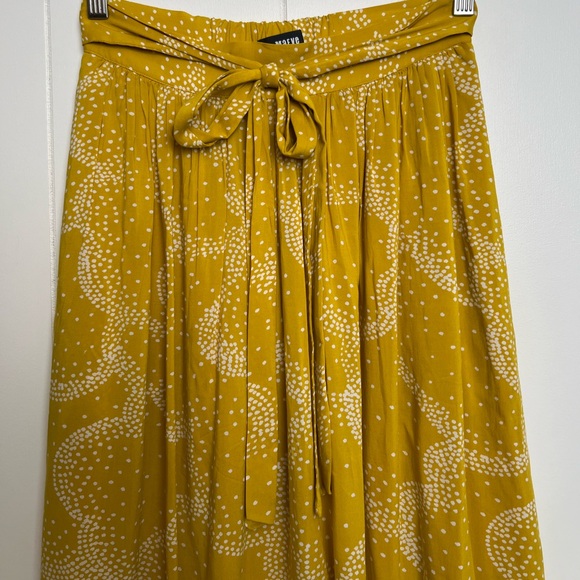 ANTHROPOLOGIE | Maeve Midi Skirt - Picture 6 of 10